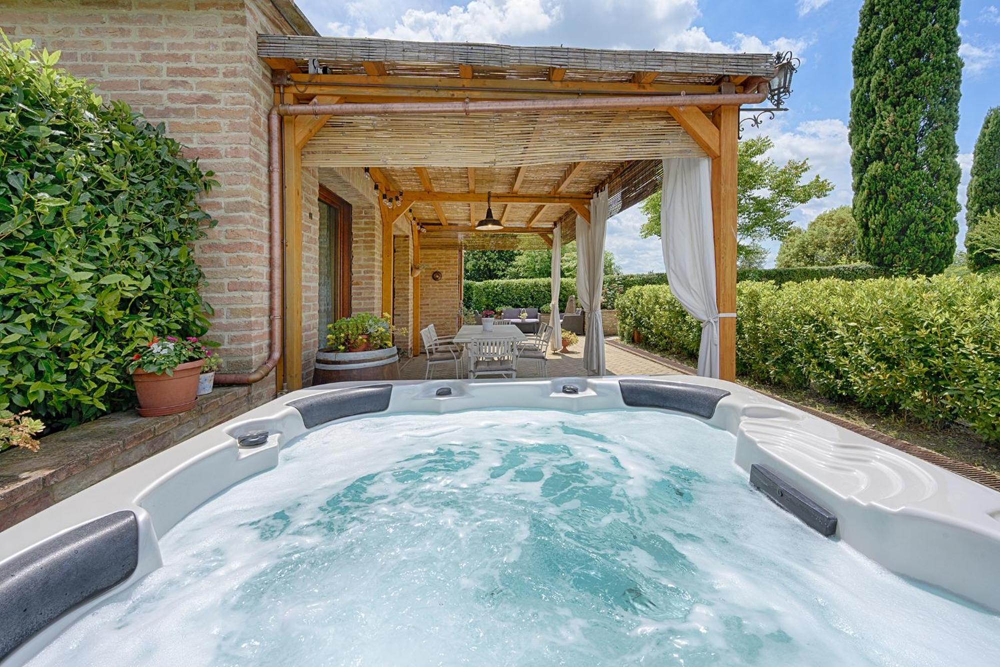 La Capanna Di Elfo Luxury Villa View Siena Zewnętrze zdjęcie